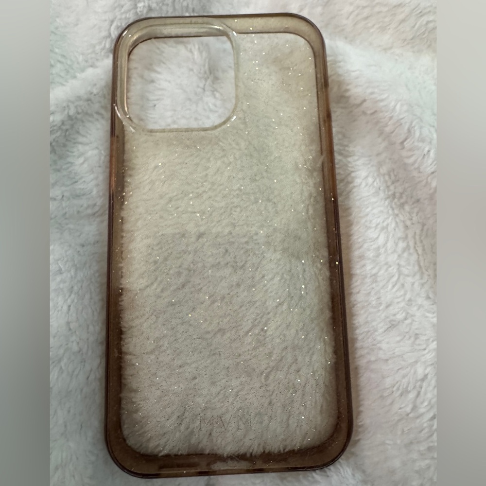 🆓Used MVMT iPhone 15 pro glitter case - Free with purchase!